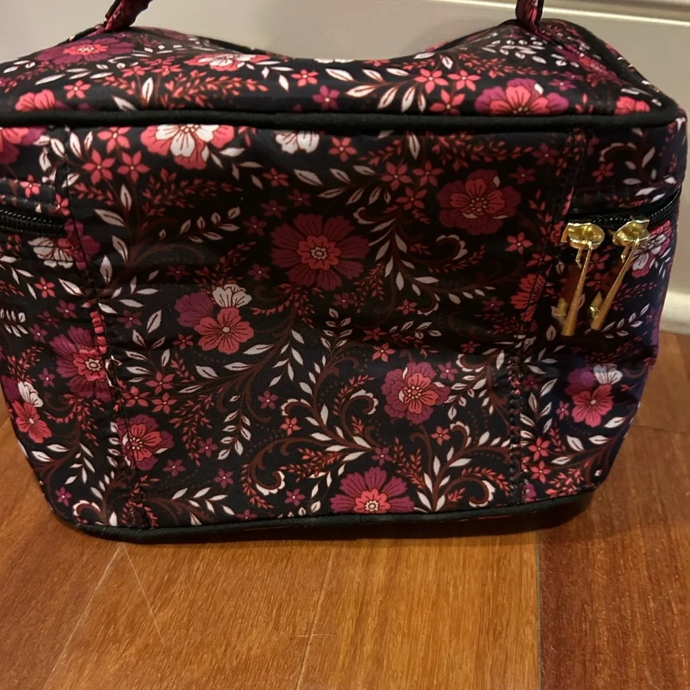 Nicole Miller Floral Cosmetic Bag - Black and Red - Picture 3 of 6